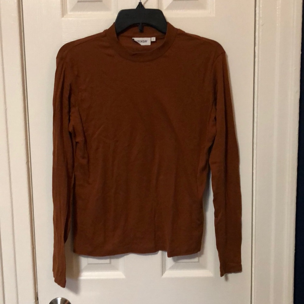 Weekday “Meja Long Sleeve” tissue-thin shirt. All offers considered!